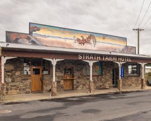 Strath Taieri Hotel.