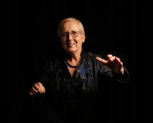 Esteemed choral director and conductor Dr Karen Grylls will co-direct Whakatipu Music Festival’s...