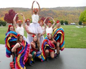 Members of the Remarkable Men’s Ballet, from left, Irik Anderson, Steve Kay, Jim Curry, Uan...