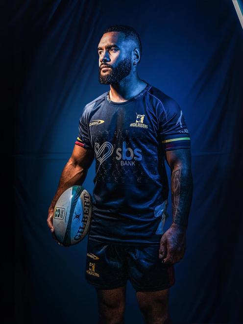 Jonah Nareki in the new Highlanders shirt.