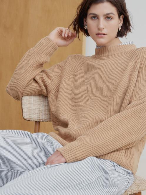 The Kowtow Henri Crew is a cosy knit sweater that effortlessly transcends location or purpose....