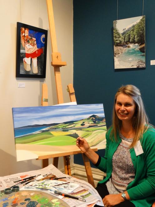 Otago Art Society artist Jayne Tui Schwenke. (PHOTO: BRENDA HARWOOD)