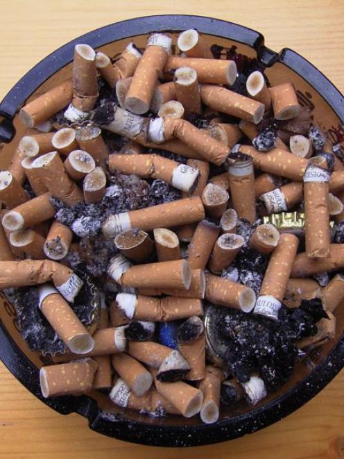 Ashtray.jpg