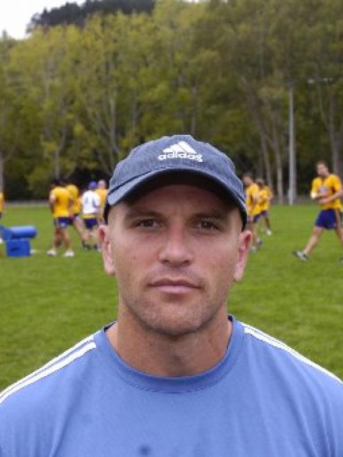 Highlanders trainer Matt Dallow. Photo by Peter McIntosh.