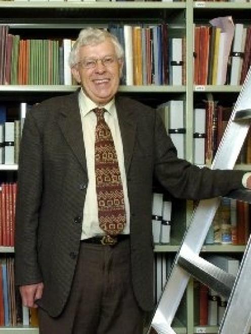 Hocken librarian Stuart Strachan, who retired yesterday after a 32-year association with the...