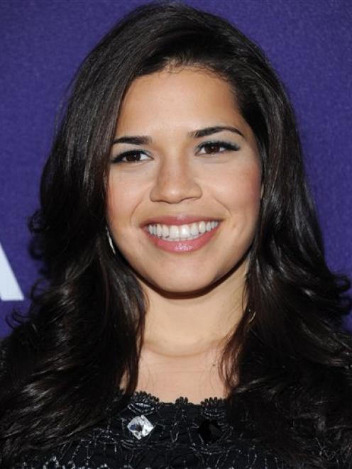 tv comparison: Actress Who Plays Ugly Betty
