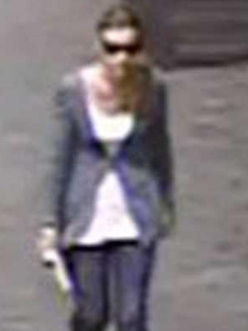 A CCTV image of the woman sought by police.  Photo supplied.