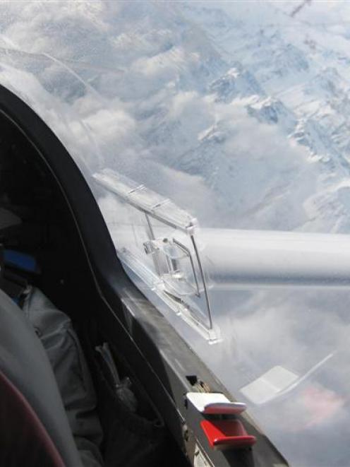 Abbey Delore soars above the Southern Alps. Photo by Terry Delore.