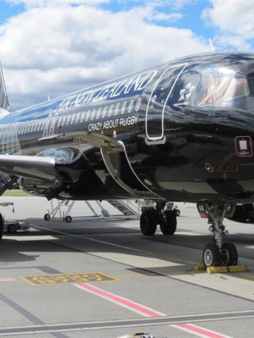 Air New Zealand increased its capacity on direct services between Auckland and Queenstown 32% ...