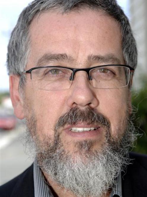 Alistair Regan
