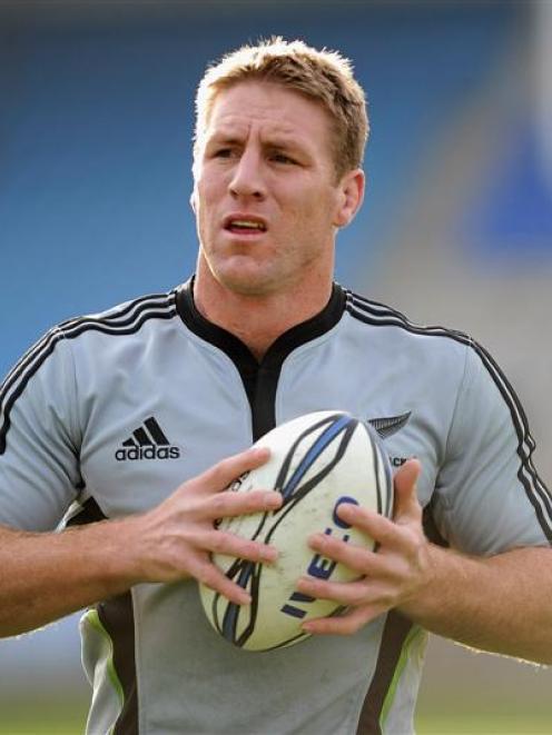 All Black lock Brad Thorn trains at the captain's run at Carisbrook yesterday. Photo by Getty...