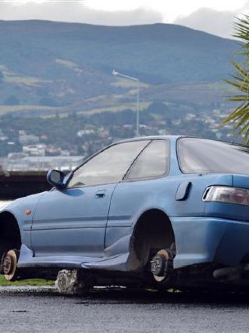 An abandoned car in Bayfield, Dunedin.