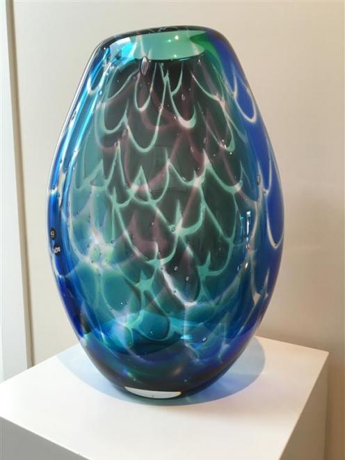 Art Glass Vase, by Ola Hoglund.