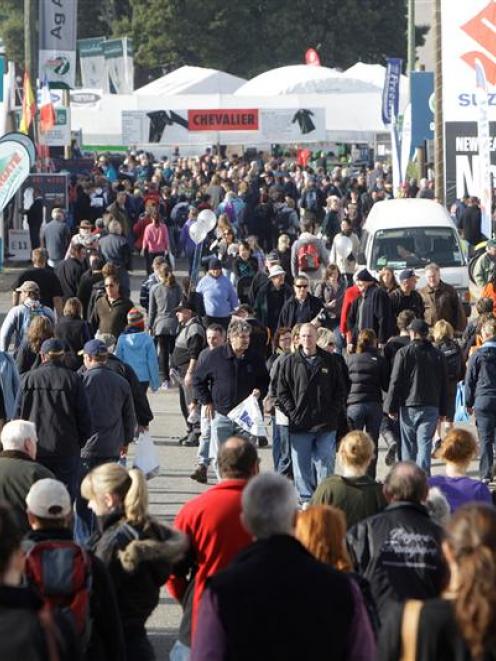 Attendance at Fieldays is a  pointer to the wider agricultural scene. Photo by <i>The New Zealand...