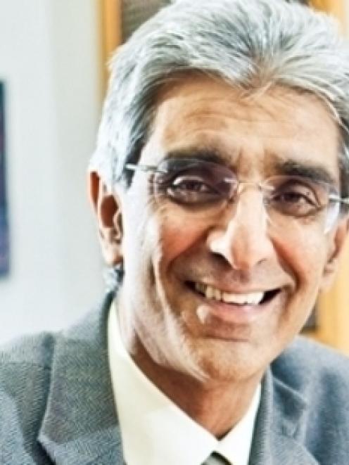 Bali Haque believes that teachers, through their unions, should look at reducing their holidays...