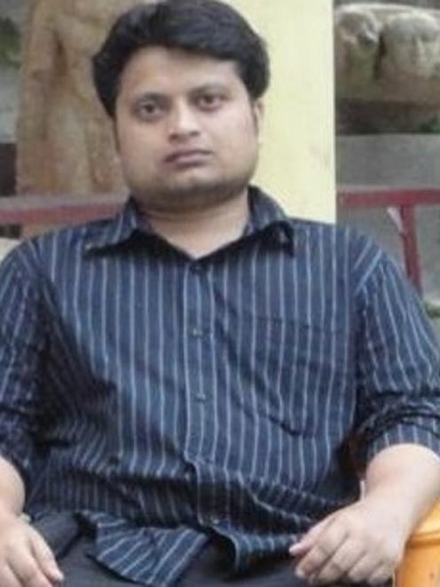 Bangladeshi writer Ananta Bijoy Das was hacked to death. Photos by Wikimedia Commons.