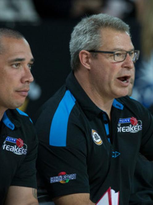Breakers assistant coach Paul Henare (L) will replace head coach Dean Vickerman (R). Photo: NZ...