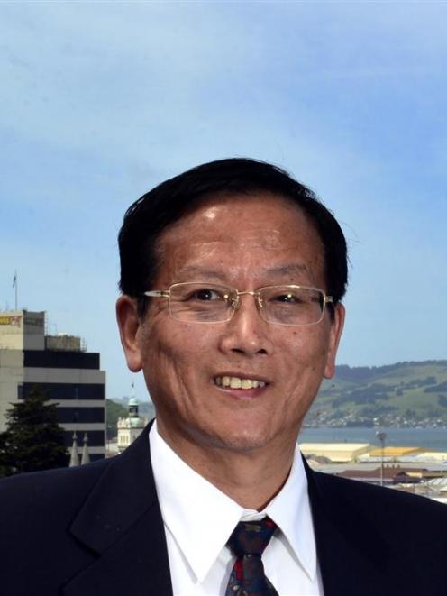 Chong Qing City Municipal Administration deputy/vice-director and Chong Qing City Travel Media...