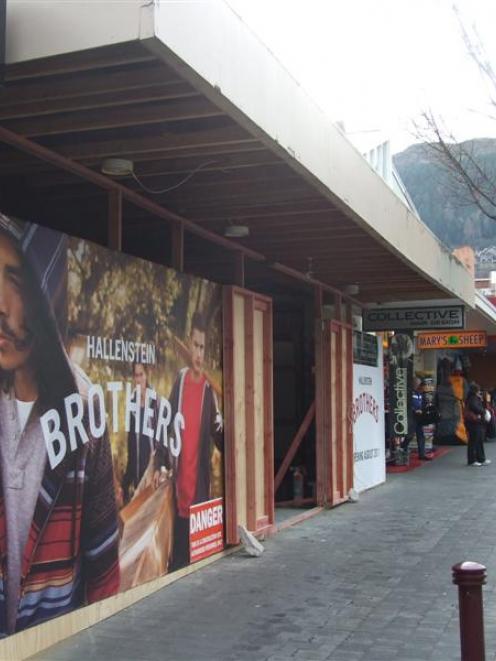 Construction takes place on the new "flagship" Hallensteins outlet on Beach St, which is due to...