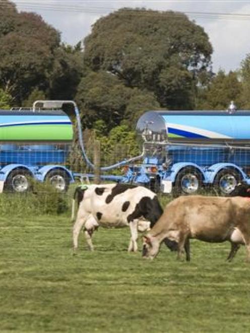 Dairy giant Fonterra is still considering heading overseas with inaugural bond issues, possibly...