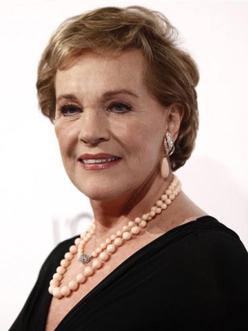 Julie Andrews Recalls Stunt Struggles While Filming 'Mary Poppins'