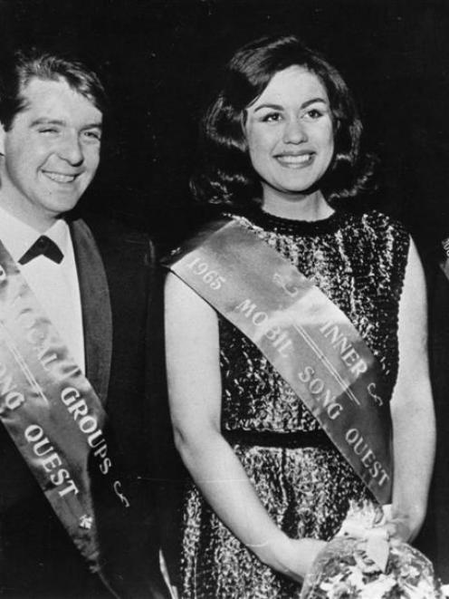 Dame Kiri wins the 1965 Mobil Song Quest. Photo from ODT files.
