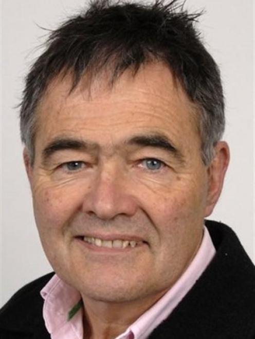 Dave Cull.