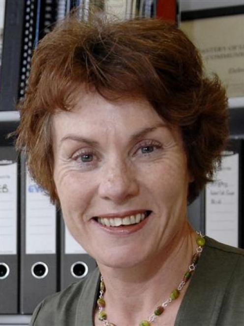 Debra Simes