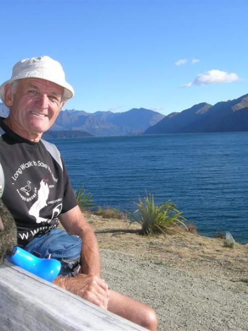 Des Lehndorf, of Motueka, and his mascot, Tiri, enjoy a "rest day" in Wanaka. Mr Lehndorf...