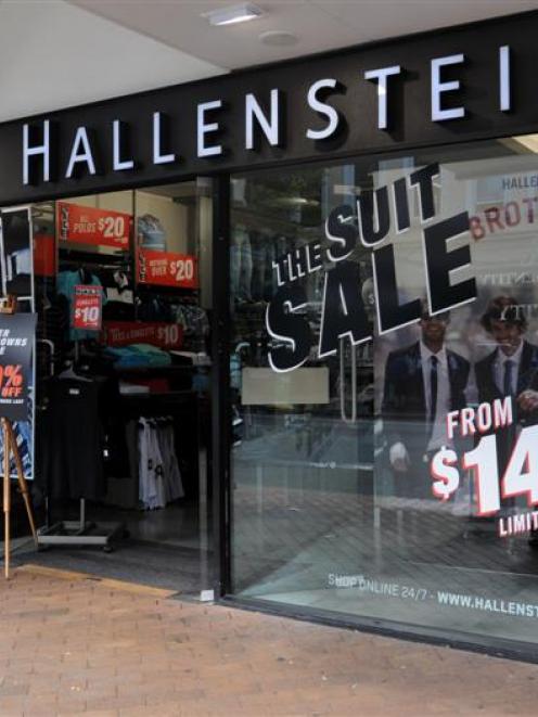 Differing trading updates but Hallenstein Glasson and The Warehouse face the same obstacles...