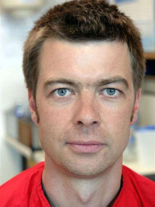 Dr Alex McLellan. Photo by Linda Robertson.
