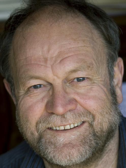 Dr Philip Norman