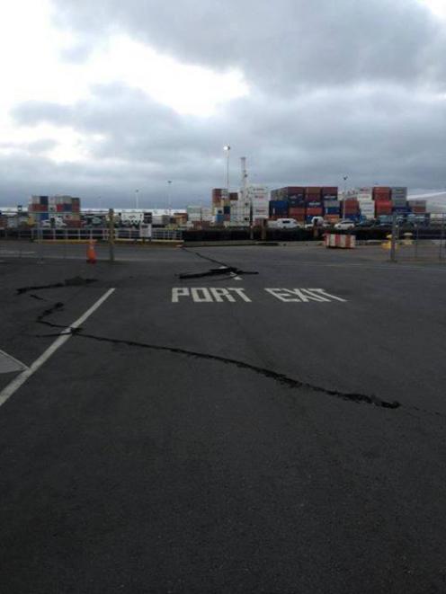 Earthquakes have left cracks in Wellington wharf. Photo by Kelly Toa/Twitter