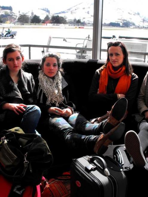 ellingtonians Laura Henderson (21), Francesca Elenio (22), Rochelle Hockly (26) and Katherine...