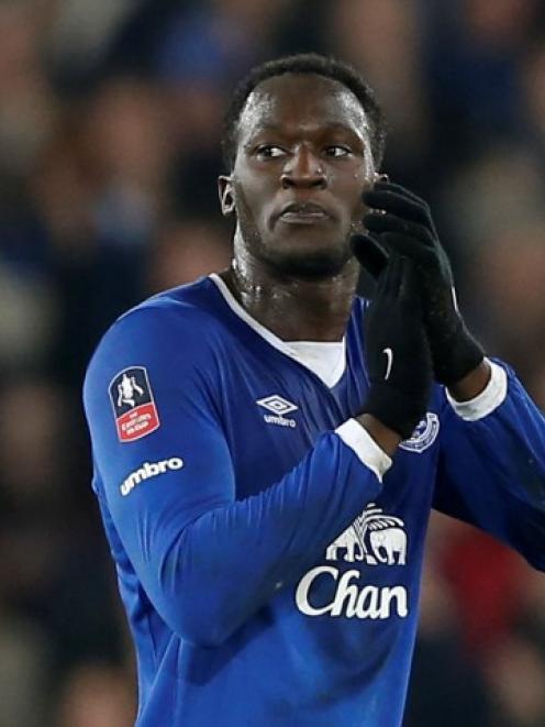 Everton's Romelu Lukaku applauds his team's fans. Photo Reuters