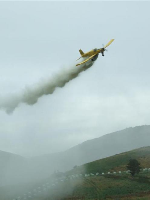 Fertiliser is applied to Landcorp's Waitepeka farm in South Otago. Photo by ODT.