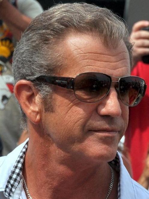 Firing back . . . Mel Gibson.