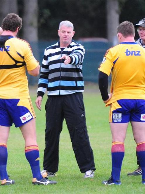 Former Otago prop Steve Cumberland (centre) with Highlanders scrum coach Mike Cron (second from...