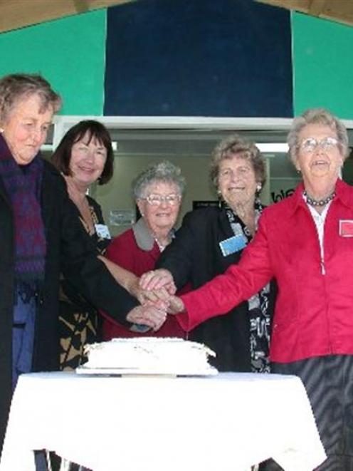 Former pupils from five schools (from left) Olive Greaney (Tawai School), Dawn Hancock ...
