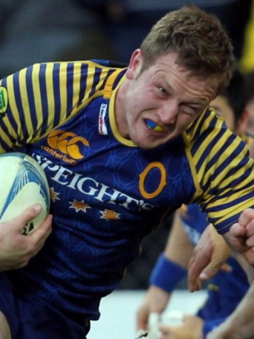 Gareth Evans on the charge for Otago.