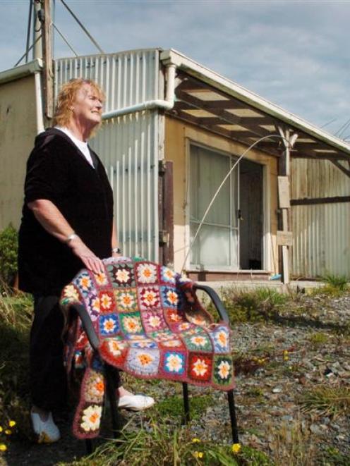 Glenys and Norman Woods at the house of the late Hone Tuwhare at Kaka Point. Photo by Gerard O...