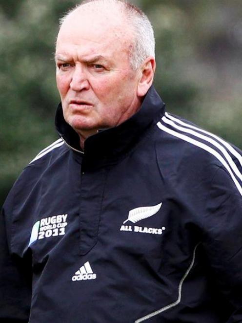 Graham Henry.   REUTERS/Mike Hutchings