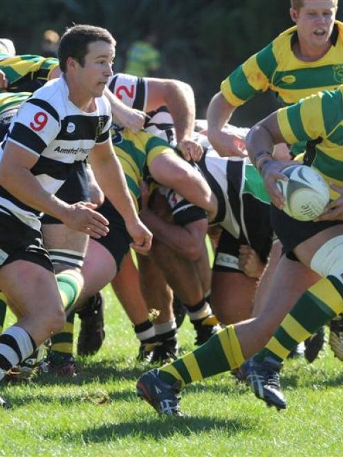 Green Island No 8 Mika Mafi bursts upfield against Southern at Miller Park last Saturday. Photo...