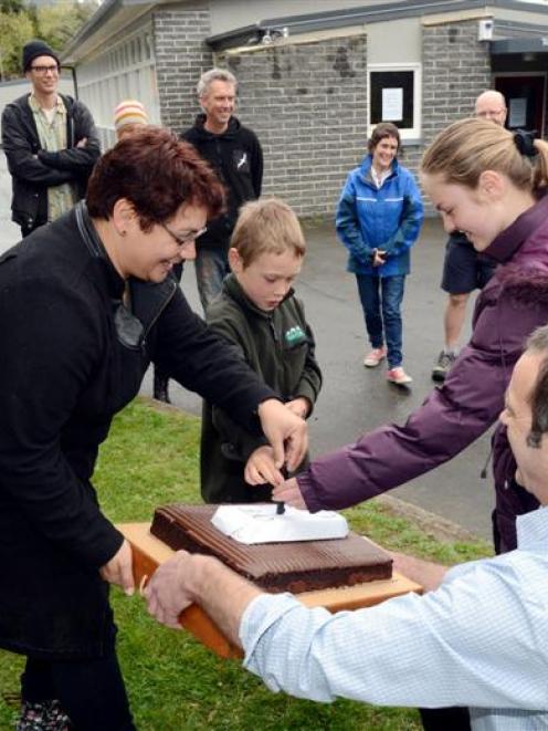 Green Party co-leader Metiria Turei (left), Roslyn McLean (11), James Marshall (8) and Blueskin...