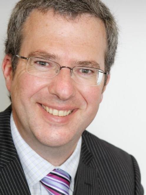 Hamish Saxton