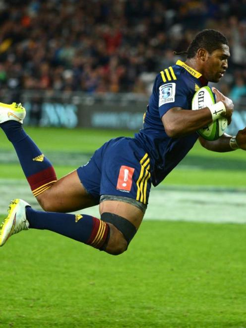 Highlanders winger Waisake Naholo is expected to miss six to eight weeks.