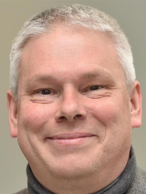 Ian Griffin