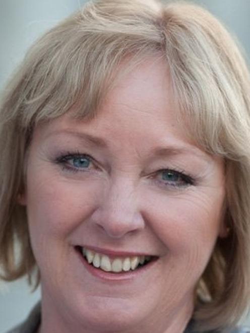 Jacqui Dean