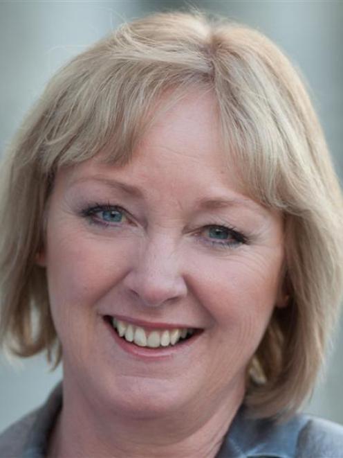 Jacqui Dean