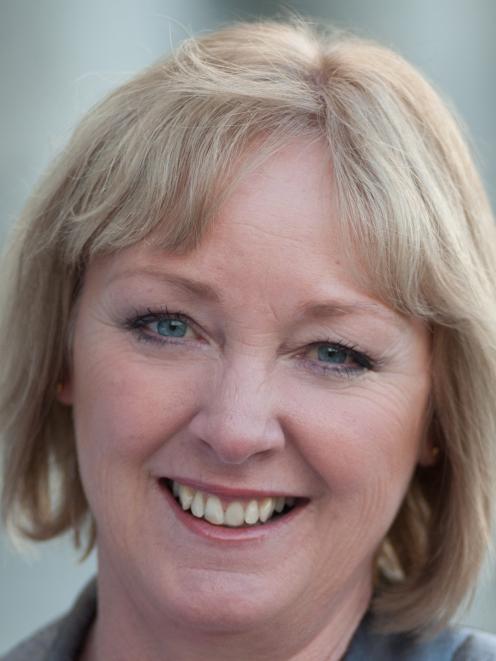 Jacqui Dean